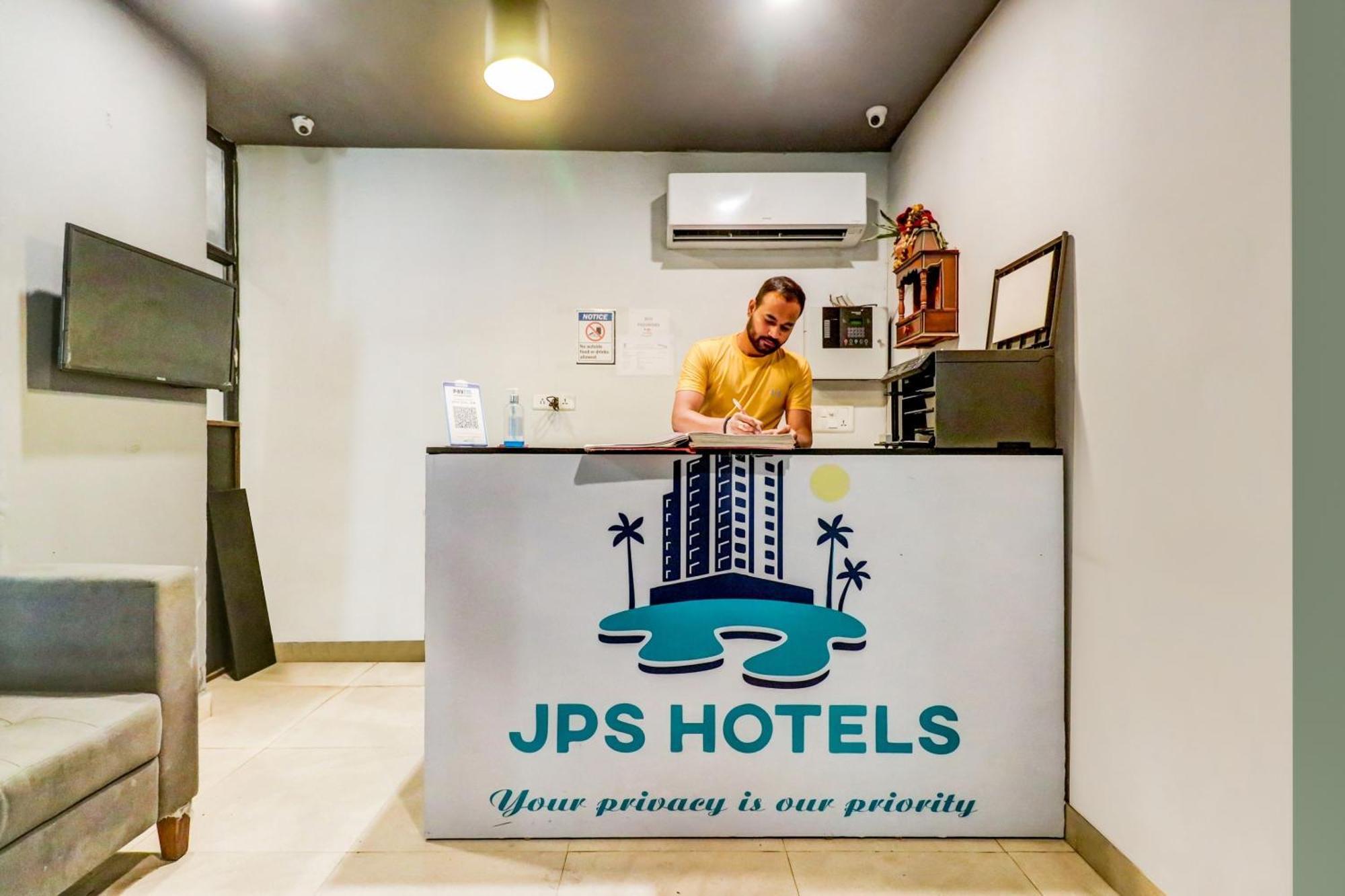 Hotel O Jps Grand Hotel Nowe Delhi Zewnętrze zdjęcie