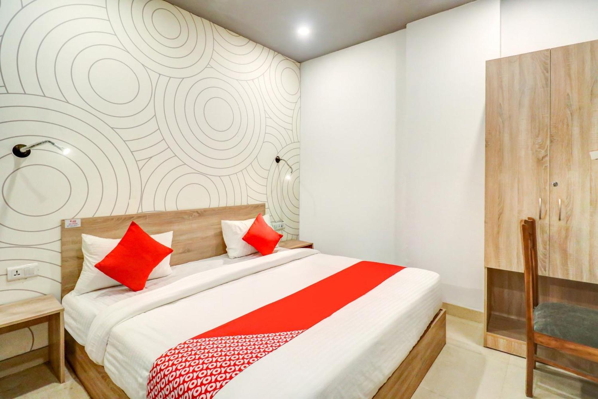 Hotel O Jps Grand Hotel Nowe Delhi Zewnętrze zdjęcie