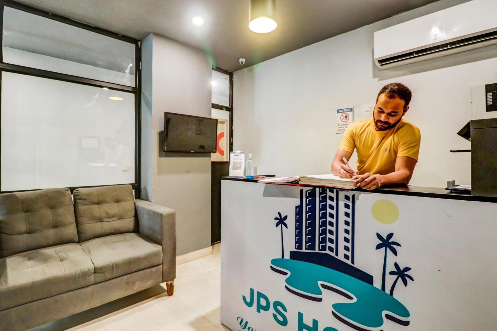 Hotel O Jps Grand Hotel Nowe Delhi Zewnętrze zdjęcie